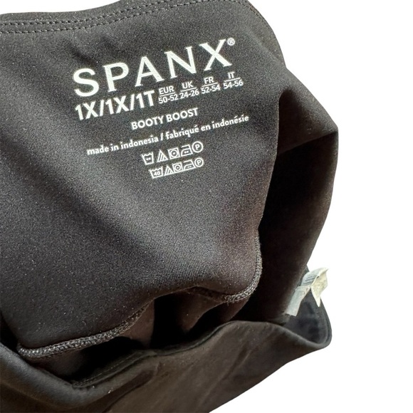 Spanx black booty bost capri leggings - Picture 3 of 4